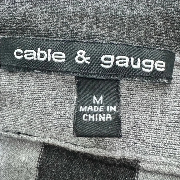 Cable and gauge pull over sweater Size Medium - Picture 4 of 4